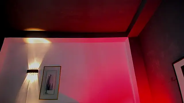 Travistanner 28 online show from December 2025 04:34:02 PM