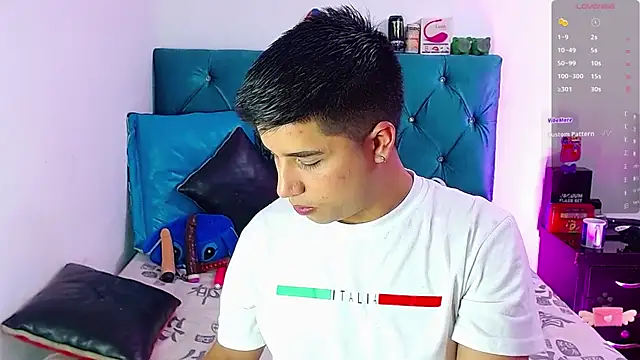 Snapshot of Randy_horny chatting on February 2025 02:19:01 AM Randy horny online show from February 2025 02:19:01 AM