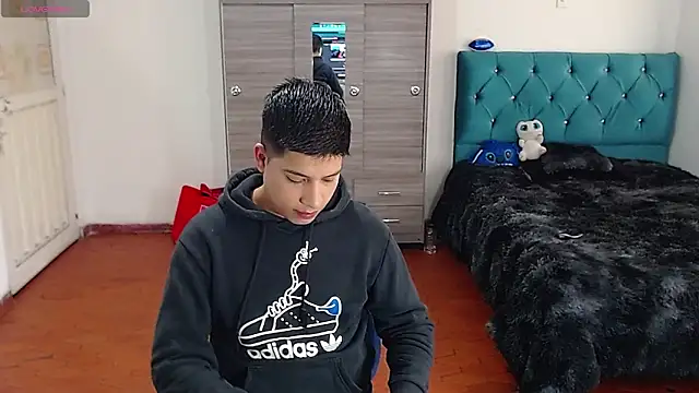 Snapshot of Randy_horny chatting on September 2025 04:55:02 PM Randy horny online show from September 2025 04:55:02 PM