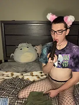 Snapshot of YourFavTwinkie chatting on November 2025 07:41:01 AM YourFavTwinkie online show from November 2025 07:41:01 AM