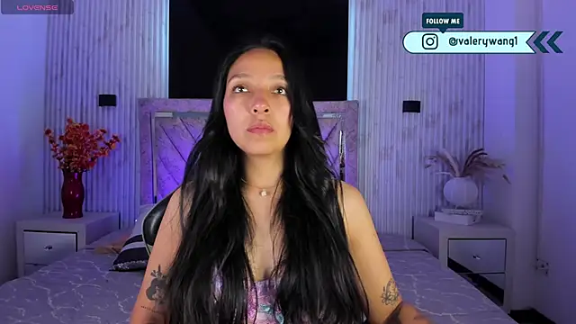 Valery wang online show from December 2025 11:48:01 AM