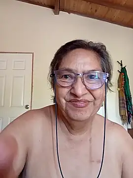 florecita69 online show from October 2025 02:28:01 PM