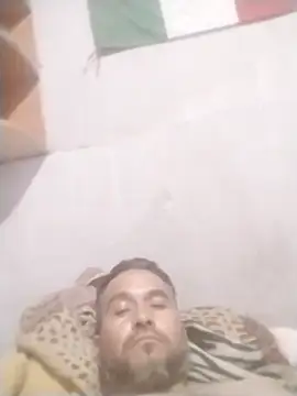 Snapshot of estuker22 chatting on March 2026 02:39:02 AM estuker22 online show from March 2026 02:39:02 AM