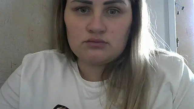 Snapshot of Honeydew-Waves chatting on November 2025 11:14:01 AM Honeydew-Waves online show from November 2025 11:14:01 AM