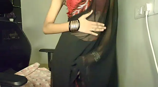 Snapshot of CUTE_princess_143 chatting on January 2025 11:09:01 PM CUTE princess 143 online show from January 2025 11:09:01 PM