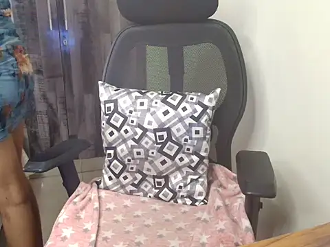 CUTE princess 143 online show from September 2025 12:09:01 PM