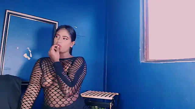 Littleindianmilf online show from April 2026 08:04:01 AM