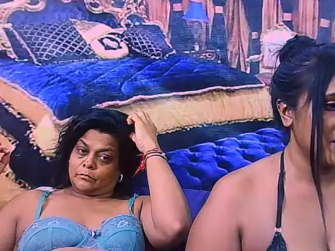 indianCherryPie online show from November 2025 10:12:01 PM