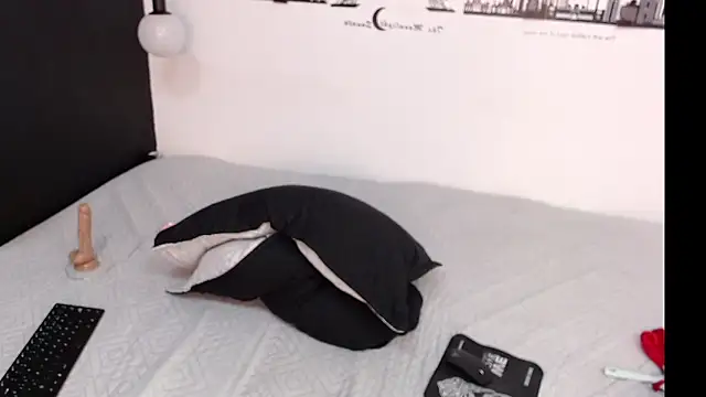 brendamaz online show from January 2025 02:39:01 PM