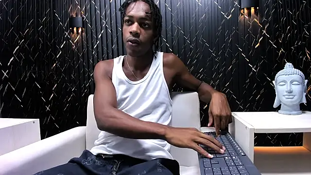 LarryCollin online show from February 2025 03:40:01 AM