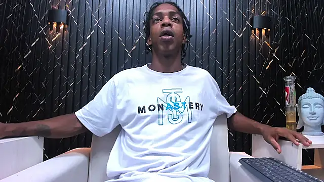 LarryCollin online show from February 2025 09:30:02 AM