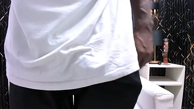 LarryCollin online show from February 2025 06:39:01 AM