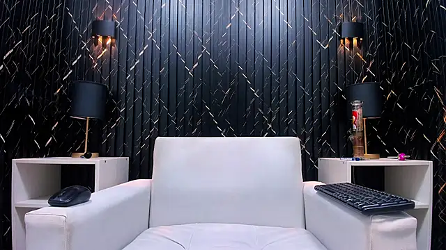 LarryCollin online show from February 2025 04:18:02 AM