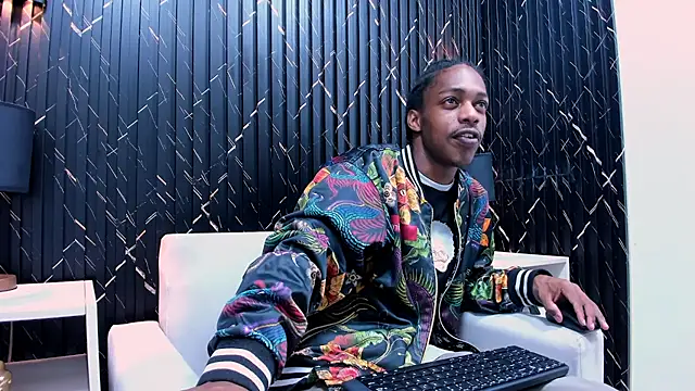 LarryCollin online show from March 2025 03:11:02 AM