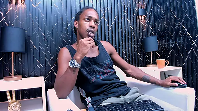 LarryCollin online show from March 2025 06:17:02 AM