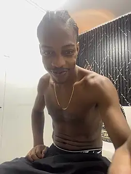 LarryCollin online show from March 2025 04:04:01 AM