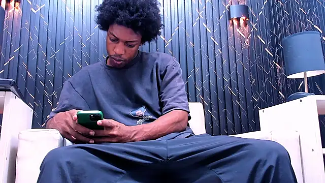 LarryCollin online show from September 2025 01:27:02 AM