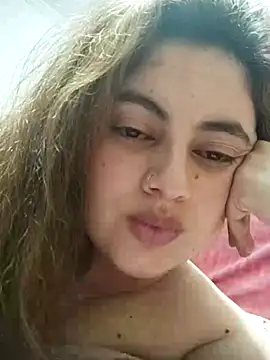 Nicolle Jansen online show from November 2025 05:06:01 AM