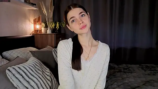 MaryJacksoon online show from November 2025 07:51:01 AM