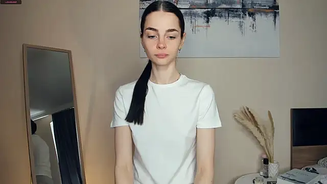 MaryJacksoon online show from June 2026 07:33:02 AM