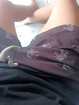 Snapshot of 1995eduardo chatting on November 2025 01:57:02 PM 1995eduardo online show from November 2025 01:57:02 PM