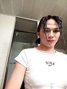Snapshot of giuliana_andrade chatting on December 2024 05:14:02 PM giuliana andrade online show from December 2024 05:14:02 PM