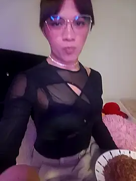 Snapshot of giuliana_andrade chatting on January 2025 01:13:01 PM giuliana andrade online show from January 2025 01:13:01 PM