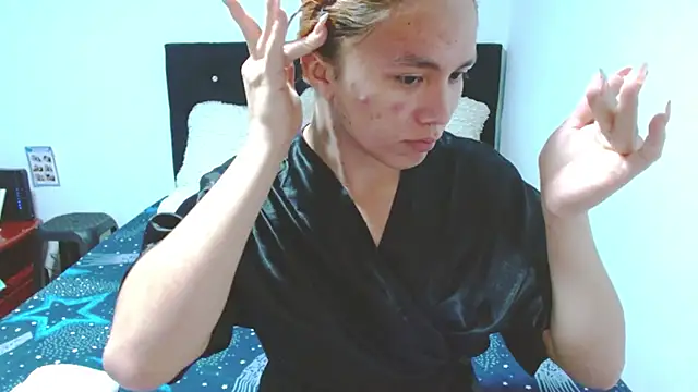 Snapshot of giuliana_andrade chatting on November 2025 12:55:01 AM giuliana andrade online show from November 2025 12:55:01 AM