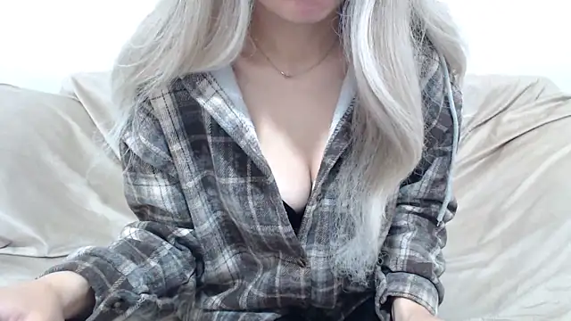 Snapshot of _kitty_Rose_ chatting on March 2026 02:04:01 AM kitty Rose online show from March 2026 02:04:01 AM