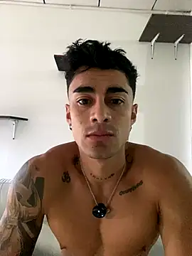 Danifornari online show from October 2025 08:21:02 PM