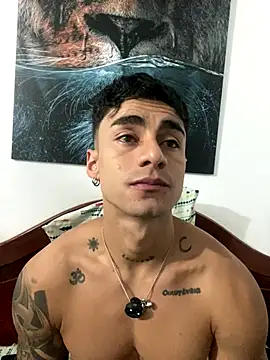 Danifornari online show from November 2025 02:58:02 AM