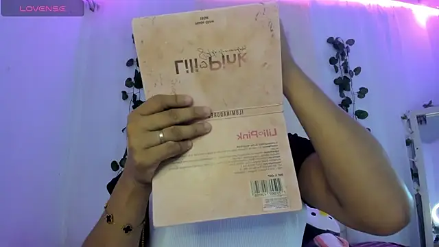 catalina and roger online show from October 2025 01:08:02 PM