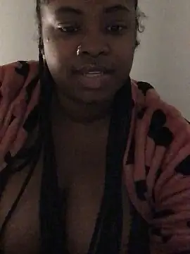 Snapshot of cocodreamxoxo chatting on January 2025 01:56:02 AM cocodreamxoxo online show from January 2025 01:56:02 AM