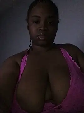 Snapshot of cocodreamxoxo chatting on February 2025 01:55:01 AM cocodreamxoxo online show from February 2025 01:55:01 AM