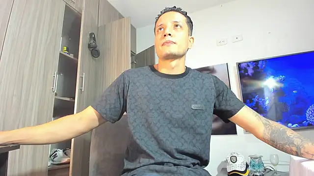 CbumDick online show from February 2025 03:42:02 AM