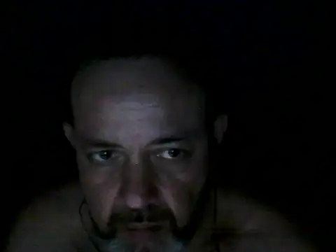 Snapshot of Leocesar37 chatting on September 2025 04:56:01 AM Leocesar37 online show from September 2025 04:56:01 AM