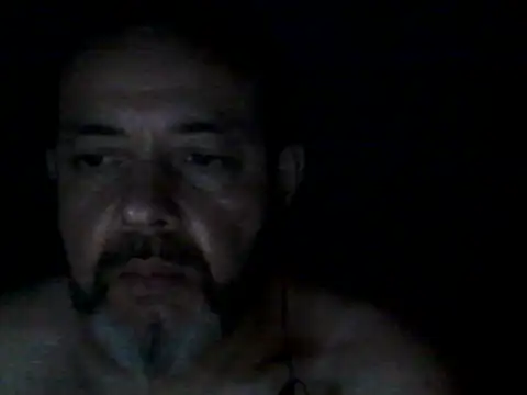 Snapshot of Leocesar37 chatting on September 2025 06:04:02 AM Leocesar37 online show from September 2025 06:04:02 AM