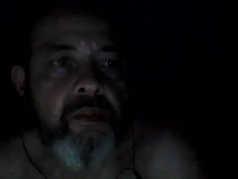 Snapshot of Leocesar37 chatting on October 2025 05:46:01 AM Leocesar37 online show from October 2025 05:46:01 AM