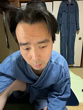 Snapshot of shigeki-113 chatting on October 2025 04:35:01 AM shigeki-113 online show from October 2025 04:35:01 AM