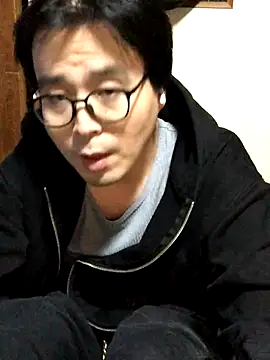 Snapshot of shigeki-113 chatting on November 2025 02:39:01 PM shigeki-113 online show from November 2025 02:39:01 PM