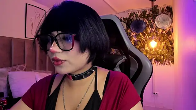 Kitty Gang online show from April 2026 02:27:02 AM