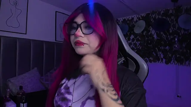 Kitty Gang online show from May 2026 01:21:02 AM