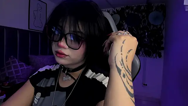Kitty Gang online show from June 2026 01:30:02 AM