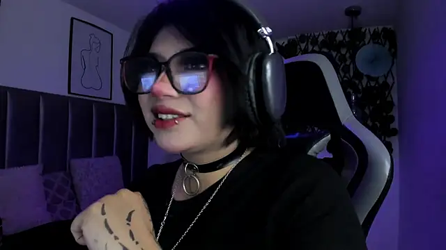 Kitty Gang online show from June 2026 06:35:02 PM