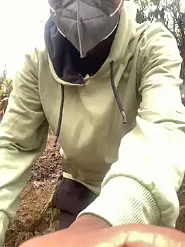 Snapshot of ShroveRising chatting on March 2026 06:36:02 AM ShroveRising online show from March 2026 06:36:02 AM