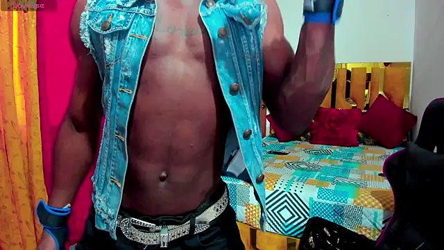 Snapshot of john-mackie1 chatting on October 2025 05:37:01 PM john-mackie1 online show from October 2025 05:37:01 PM