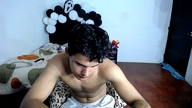 freddy romas online show from October 2025 03:59:02 AM