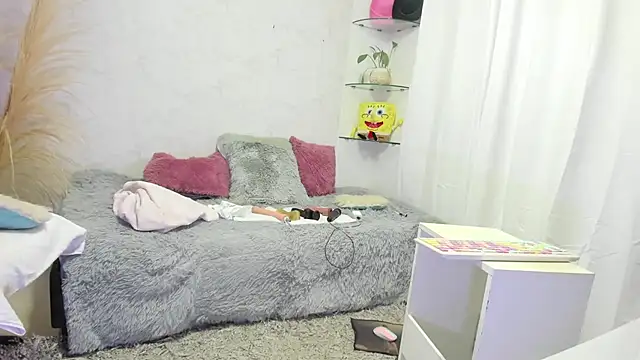 Leslie browm online show from October 2025 11:14:01 PM