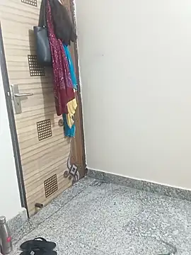 Snapshot of Saroj-Shah chatting on March 2026 03:32:01 AM Saroj-Shah online show from March 2026 03:32:01 AM