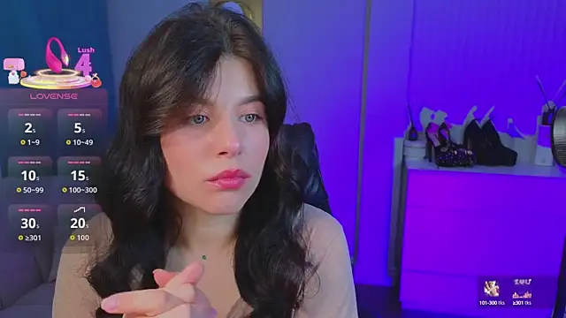 Jenna Adams  online show from September 2025 01:07:01 AM